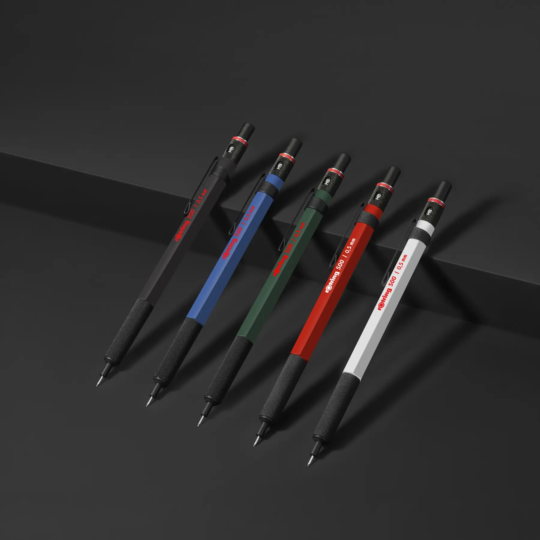 On a plinth, five colours – rOtring 500